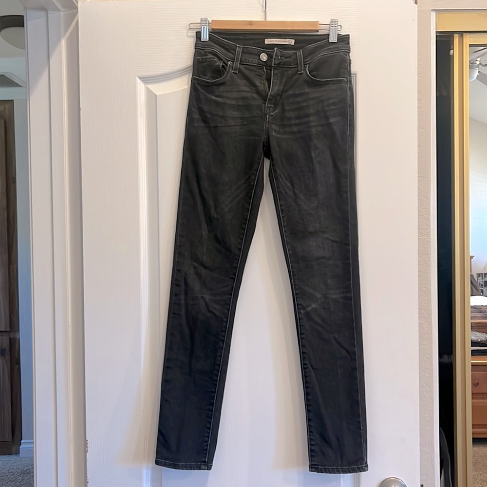 Black/Gray Levi’s Skinny Jeans